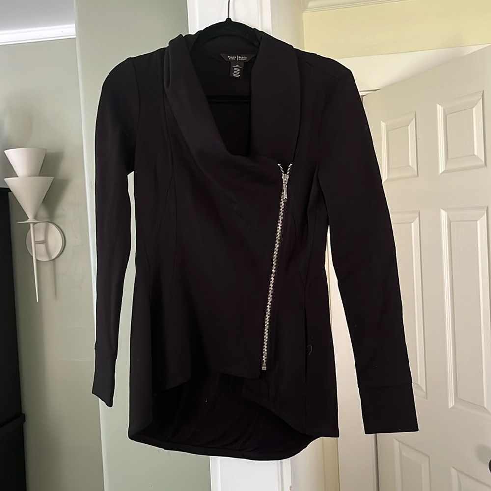 Flattering Fit Stretchy Black Professional Zip-Up